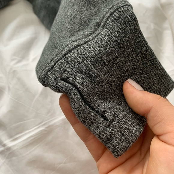 Gray - Picture 2 of 6